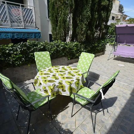 Oresic Direkt Am Wasser By Interhome Appartement Malinska