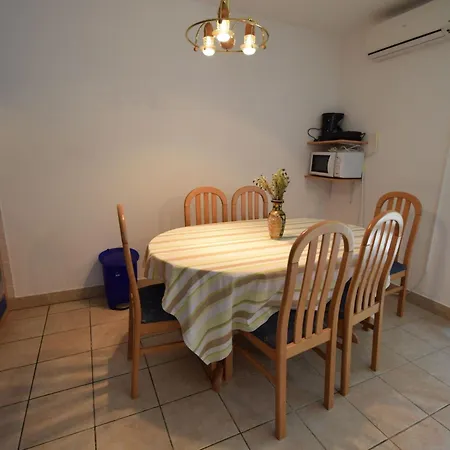 Oresic Direkt Am Wasser By Interhome Apartment
