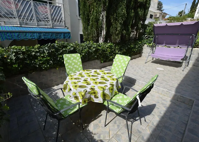 Oresic Direkt Am Wasser By Interhome Appartement Malinska